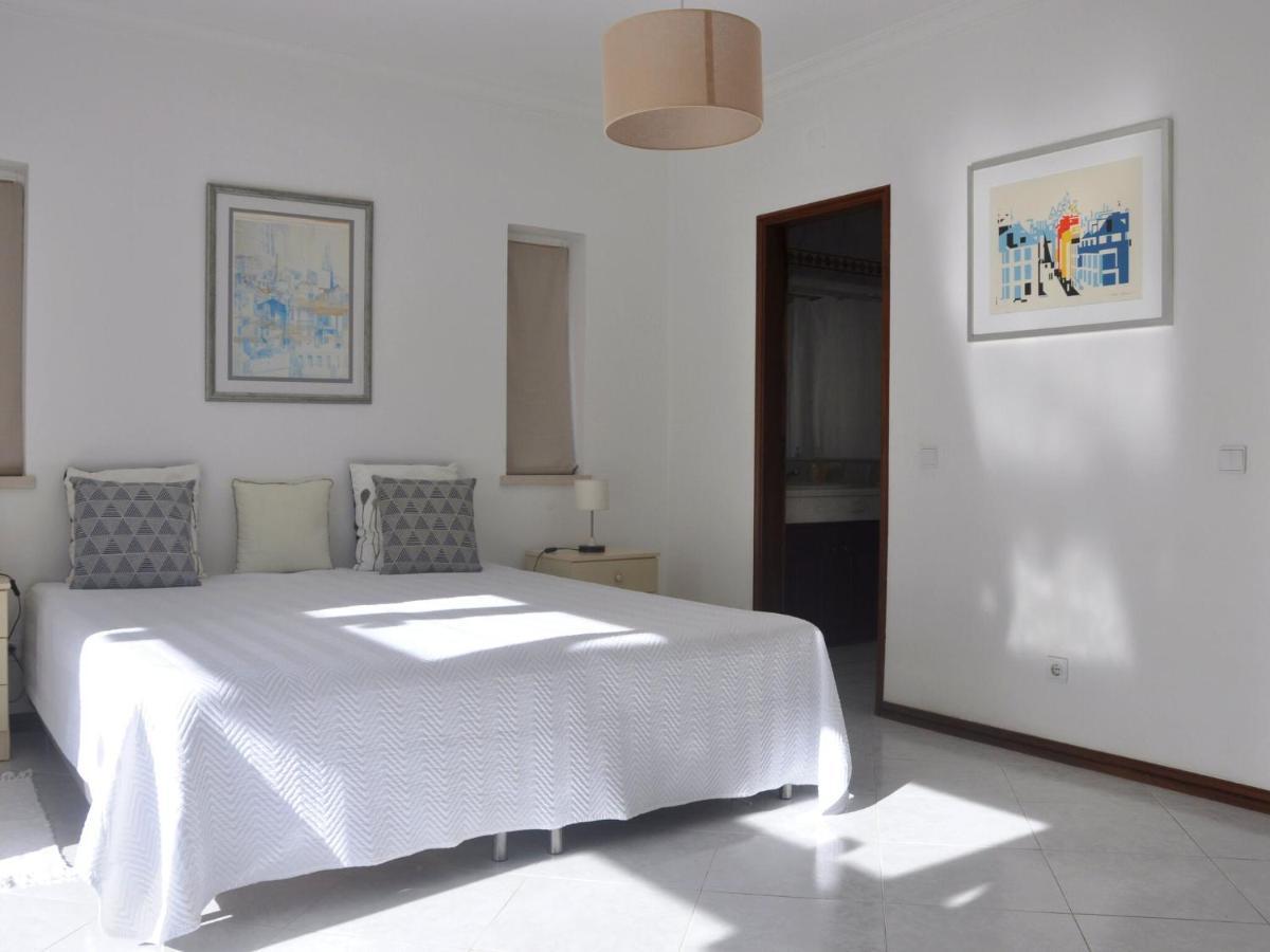 Comfortable Holiday Home In Vilamoura With Pool Εξωτερικό φωτογραφία